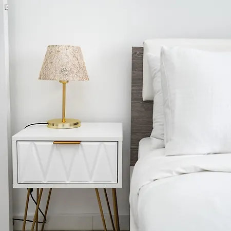 Lazuli Sea View Beachfront Ap 21 * Larnaca