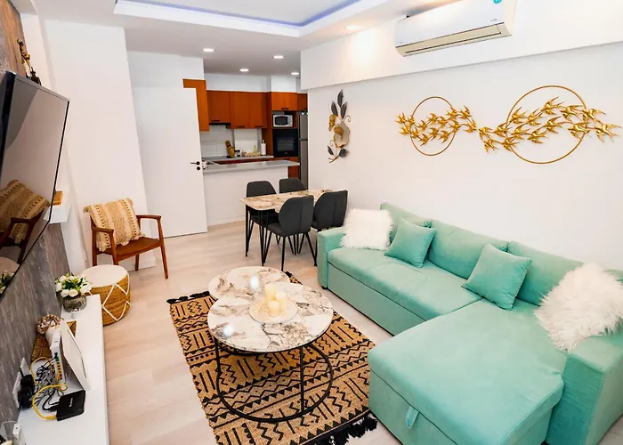 Lazuli Sea View Beachfront Ap 21 Larnaca
