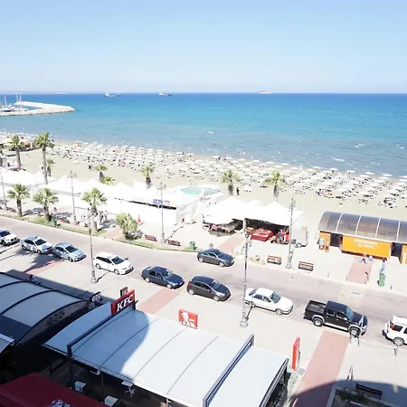 Lazuli Sea View Beachfront Ap 21 Apartament Larnaca