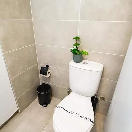 Lazuli Sea View Beachfront Ap 21 شقة *