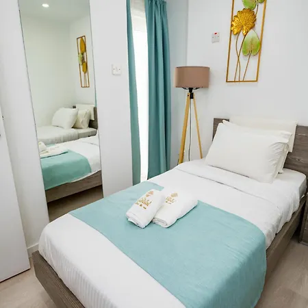 Lazuli Sea View Beachfront Ap 21 Apartament Larnaca