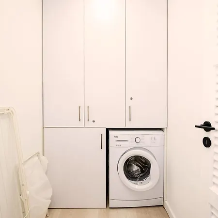 Apartament Lazuli Sea View Beachfront Ap 21 *